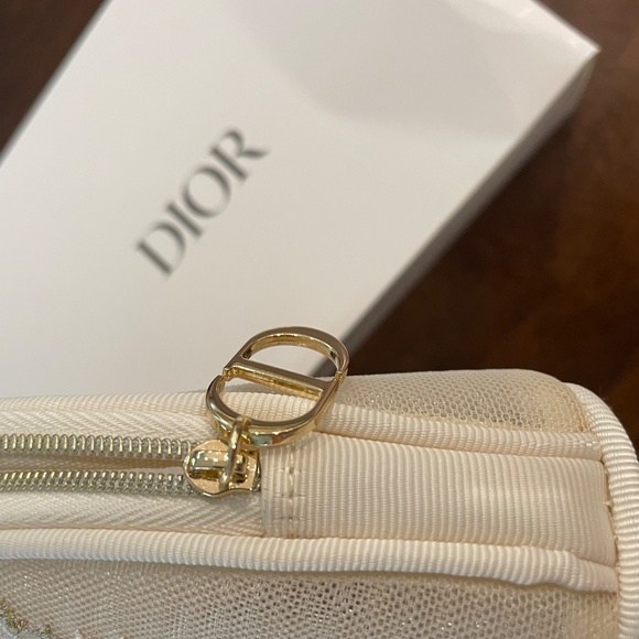 Dior Spring Collection Makeup Pouch - Picture 4 of 4